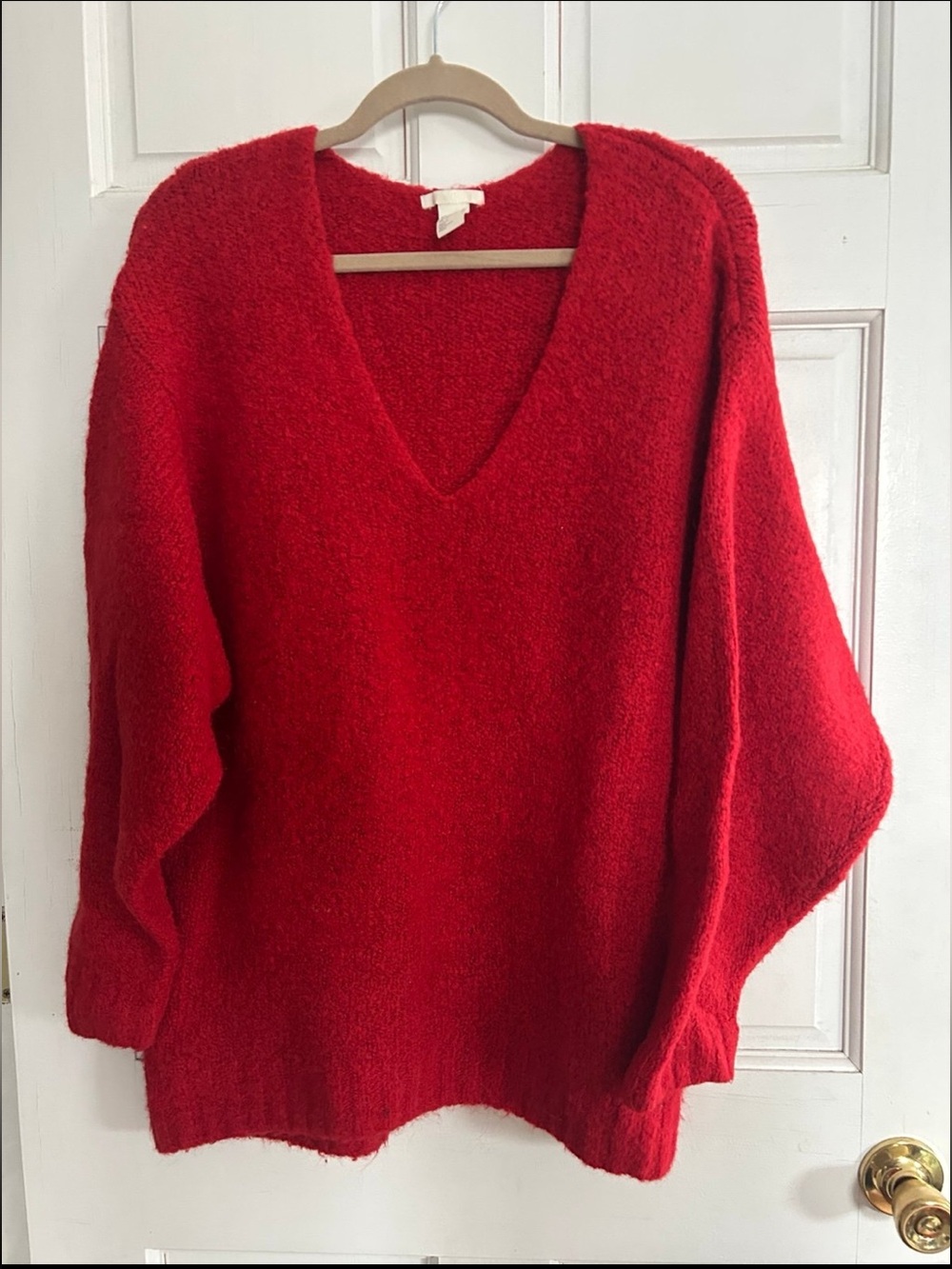 H&M Vibrant Red V-Neck Women's Sweater. Very Soft! Size Large